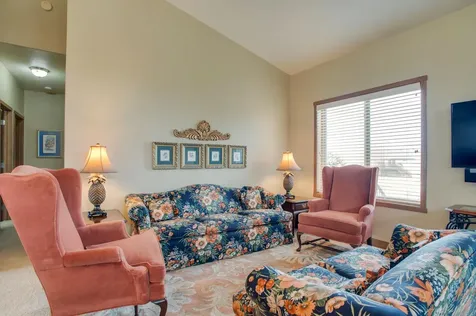 1610 42nd Avenue S Moorhead MN 56560
