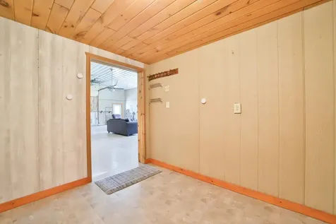 8719 State 64 SW Motley MN 56466