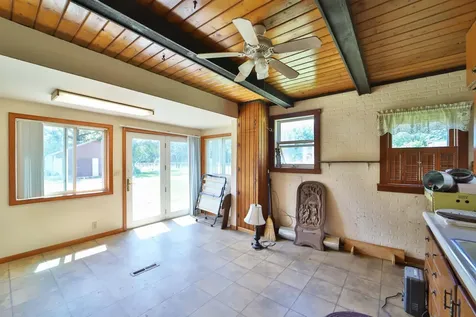 8719 State 64 SW Motley MN 56466