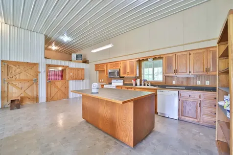 8719 State 64 SW Motley MN 56466