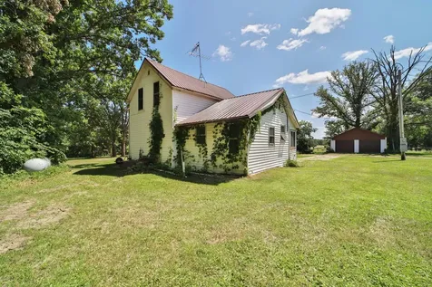 8719 State 64 SW Motley MN 56466