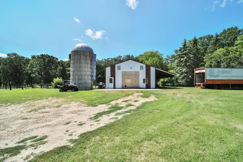 8719 State 64 SW Motley MN 56466