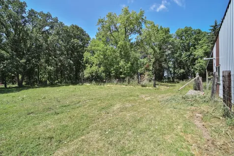 8719 State 64 SW Motley MN 56466