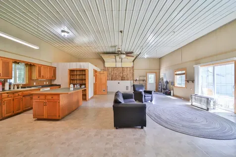 8719 State 64 SW Motley MN 56466