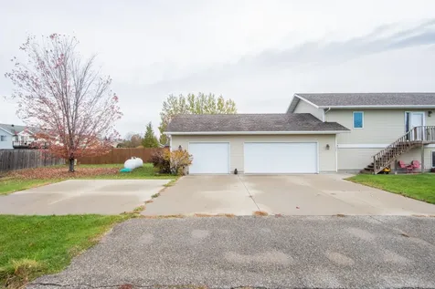 421 Lind Boulevard Harwood ND 58042