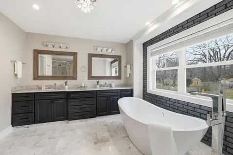 635 Niagara Lane N Plymouth MN 55447