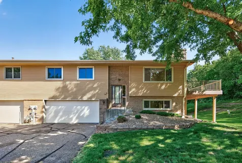 4604 Rosewood Lane N Plymouth MN 55442