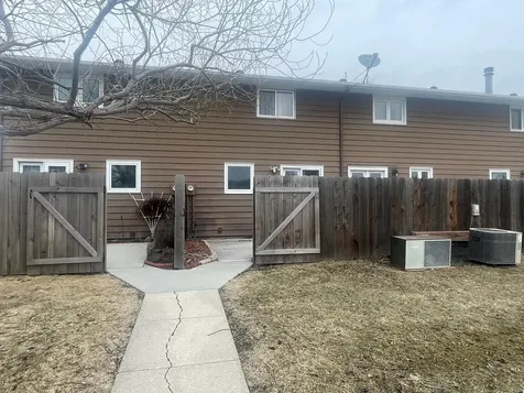 1566 27th Avenue S Fargo ND 58103