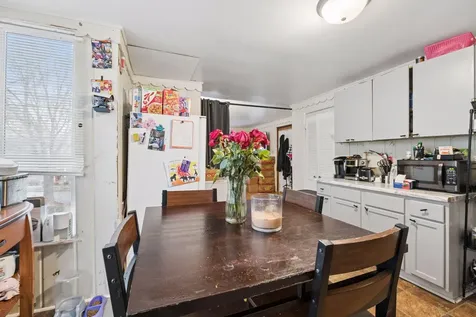 306 King Street W Saint Paul MN 55107