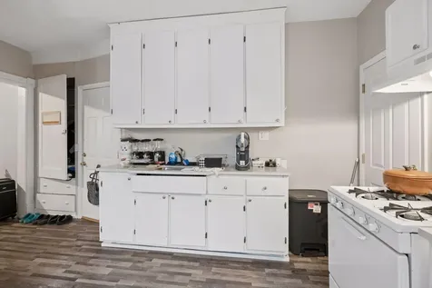 306 King Street W Saint Paul MN 55107