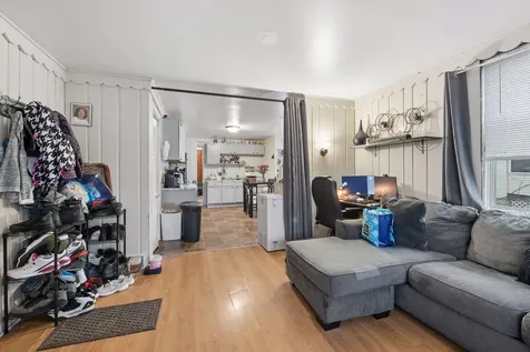 306 King Street W Saint Paul MN 55107