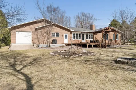 48937 N Shore Road Waterville MN 56096