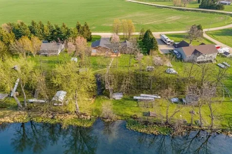 48937 N Shore Road Waterville MN 56096