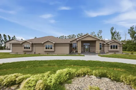 16496 42nd Street SE Mapleton ND 58059
