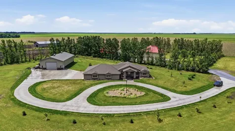 16496 42nd Street SE Mapleton ND 58059