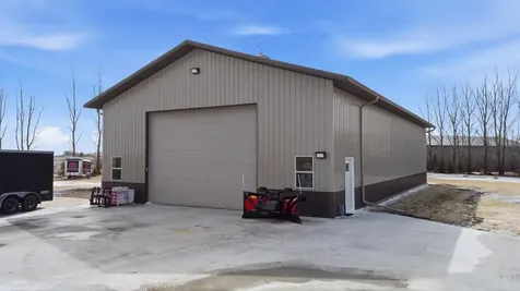 16496 42nd Street SE Mapleton ND 58059