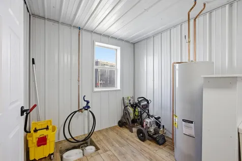 16496 42nd Street SE Mapleton ND 58059