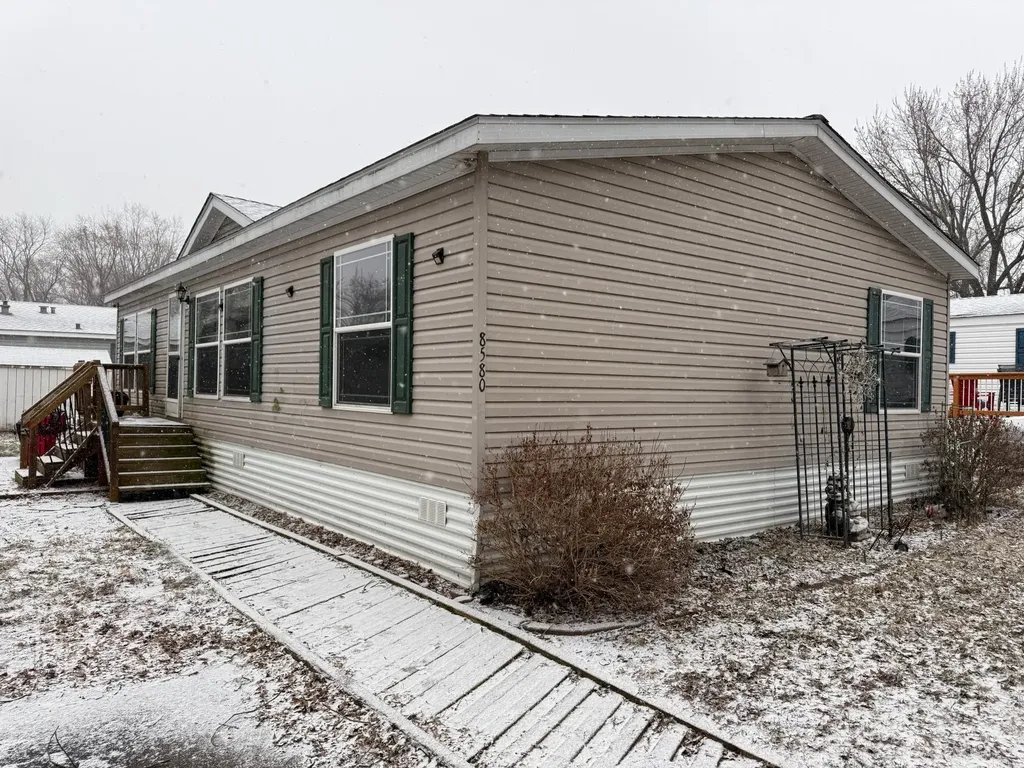 8580 Atlantic Avenue Inver Grove Heights MN 55077