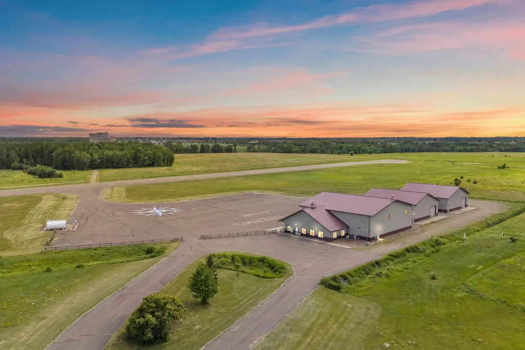 24226 Lone Pine Road Hinckley MN 55037