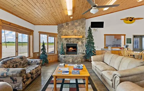 24226 Lone Pine Road Hinckley MN 55037
