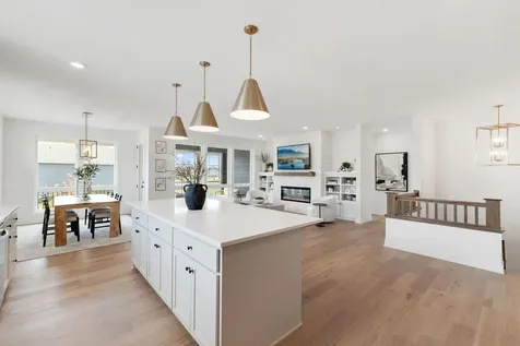 17787 Ellsworth Drive Lakeville MN 55024