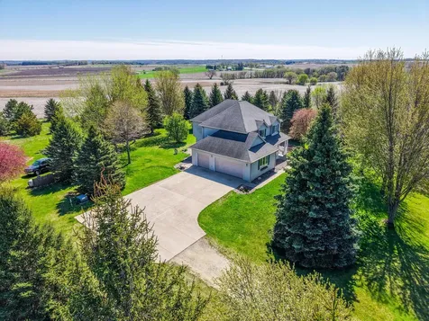7914 50th Avenue NW Oronoco MN 55960