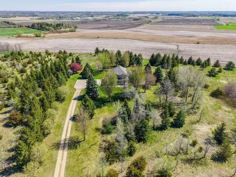 7914 50th Avenue NW Oronoco MN 55960