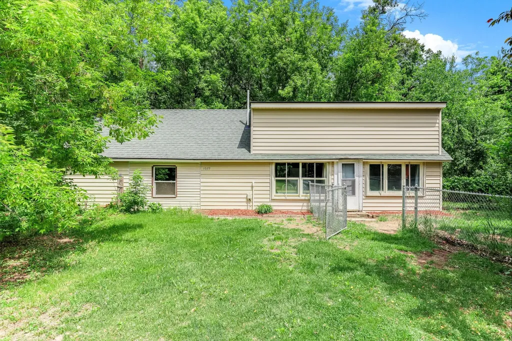 1029 197th Avenue NE Avenue NE East Bethel MN 55011