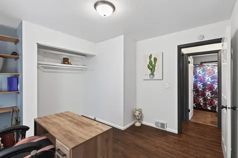 4324 Queen Avenue N Minneapolis MN 55412