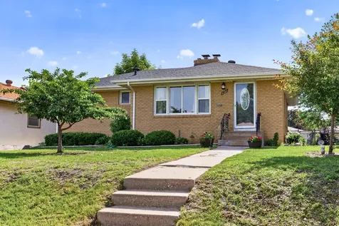 4324 Queen Avenue N Minneapolis MN 55412