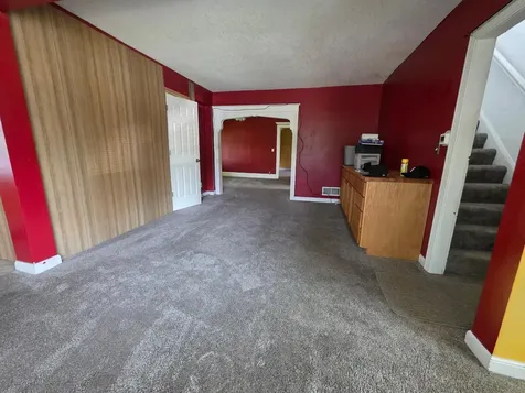 945 Geranium Avenue E Saint Paul MN 55106