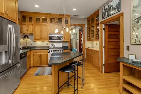 1825 Summit Avenue Saint Paul MN 55105