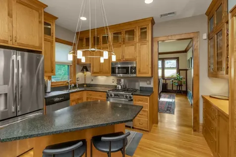 1825 Summit Avenue Saint Paul MN 55105