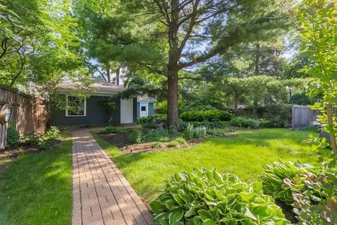 1825 Summit Avenue Saint Paul MN 55105