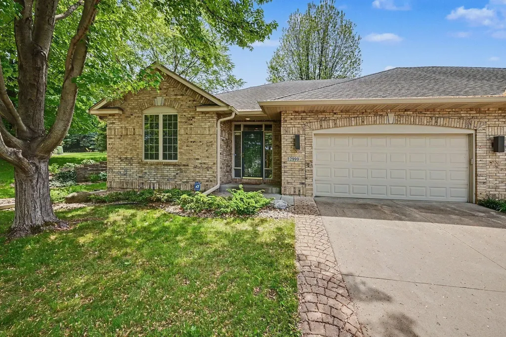 12999 Garvin Brook Lane Apple Valley MN 55124