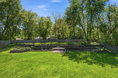 93 Castle Ridge Court Chanhassen MN 55317