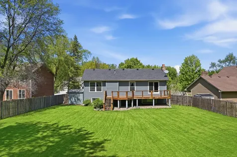 93 Castle Ridge Court Chanhassen MN 55317