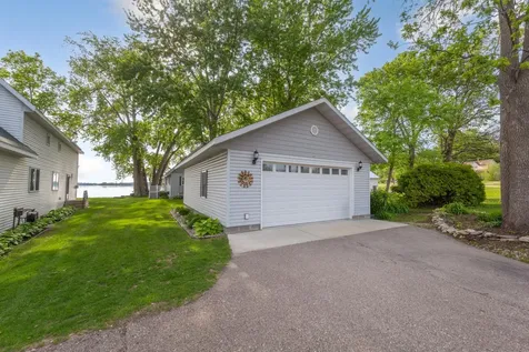 945 Reed Street N Waterville MN 56096