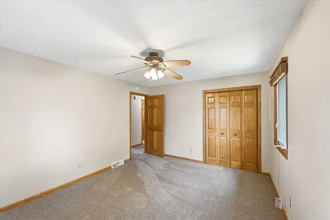 842 Xenia Avenue NW Elk River MN 55330