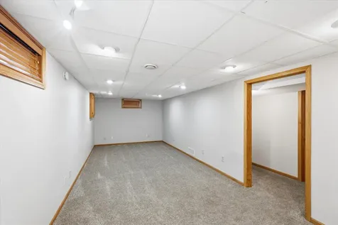 842 Xenia Avenue NW Elk River MN 55330