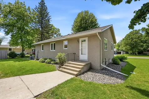 842 Xenia Avenue NW Elk River MN 55330