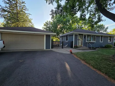 8374 Greene Avenue S Cottage Grove MN 55016