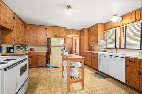 21895 County Road 8 Bovey MN 55709