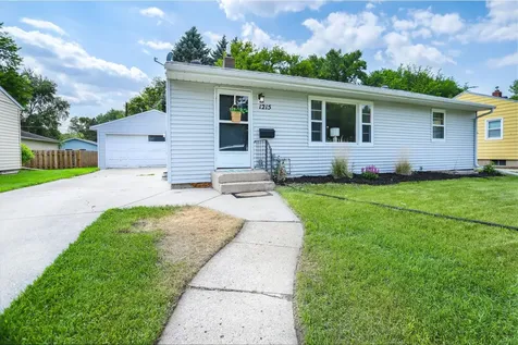 1215 12th Street N Moorhead MN 56560