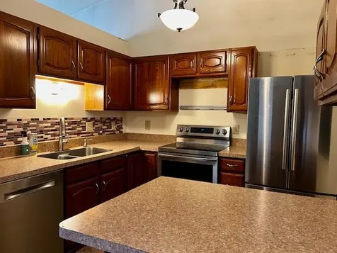 3235 15th Avenue S Fargo ND 58103