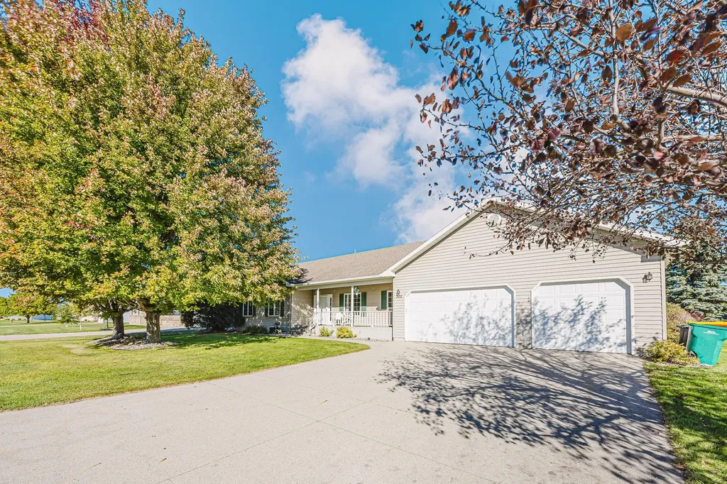 302 Fairway Drive Casselton ND 58012