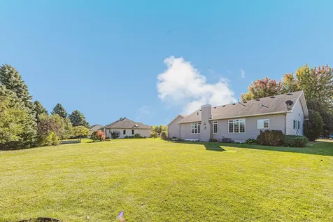 302 Fairway Drive Casselton ND 58012