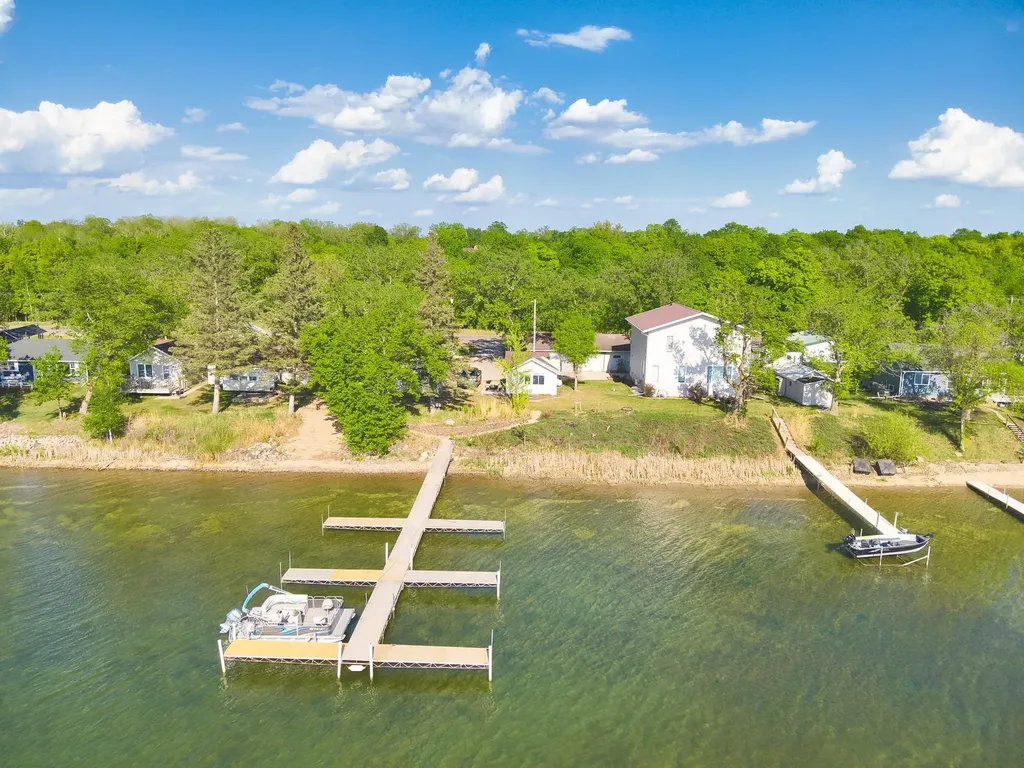 27649 Unit 3 Co Highway 83 Battle Lake MN 56515