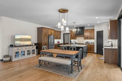 2251 Cleveland Avenue N Roseville MN 55113