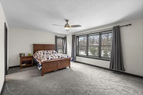 2251 Cleveland Avenue N Roseville MN 55113